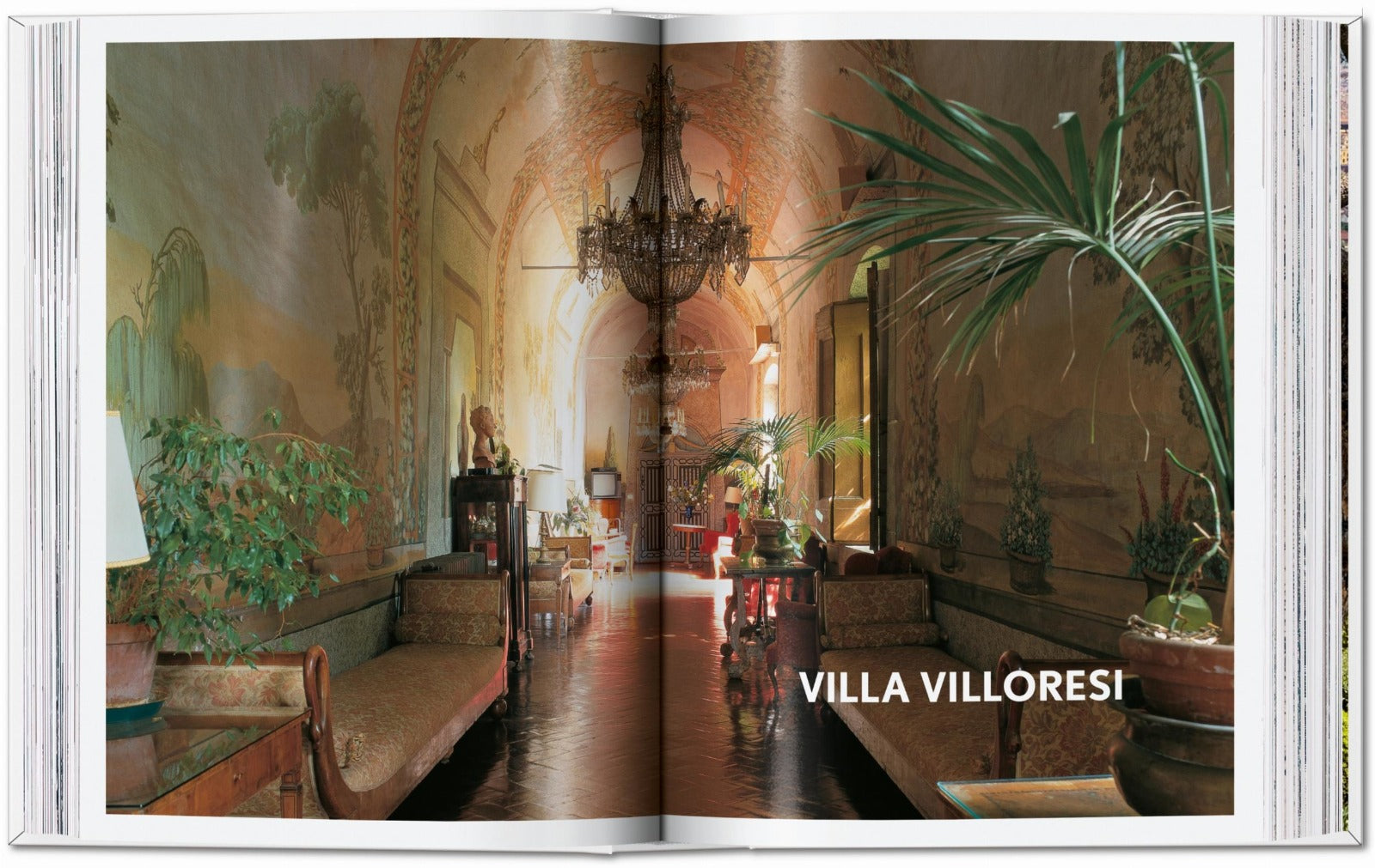 Living in Tuscany. 45th Ed.