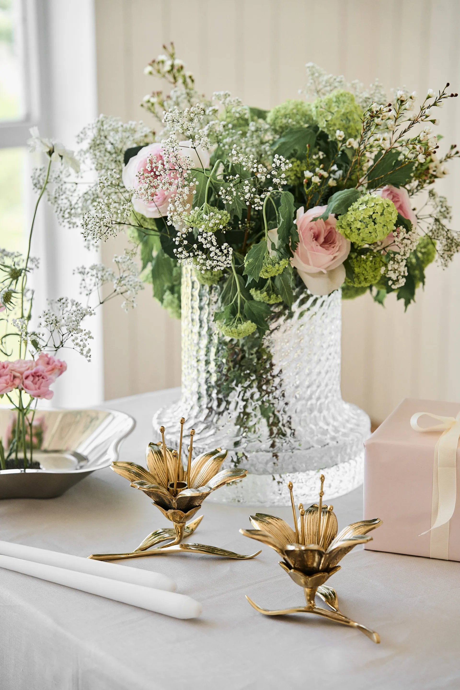 Lilly Candle Holder