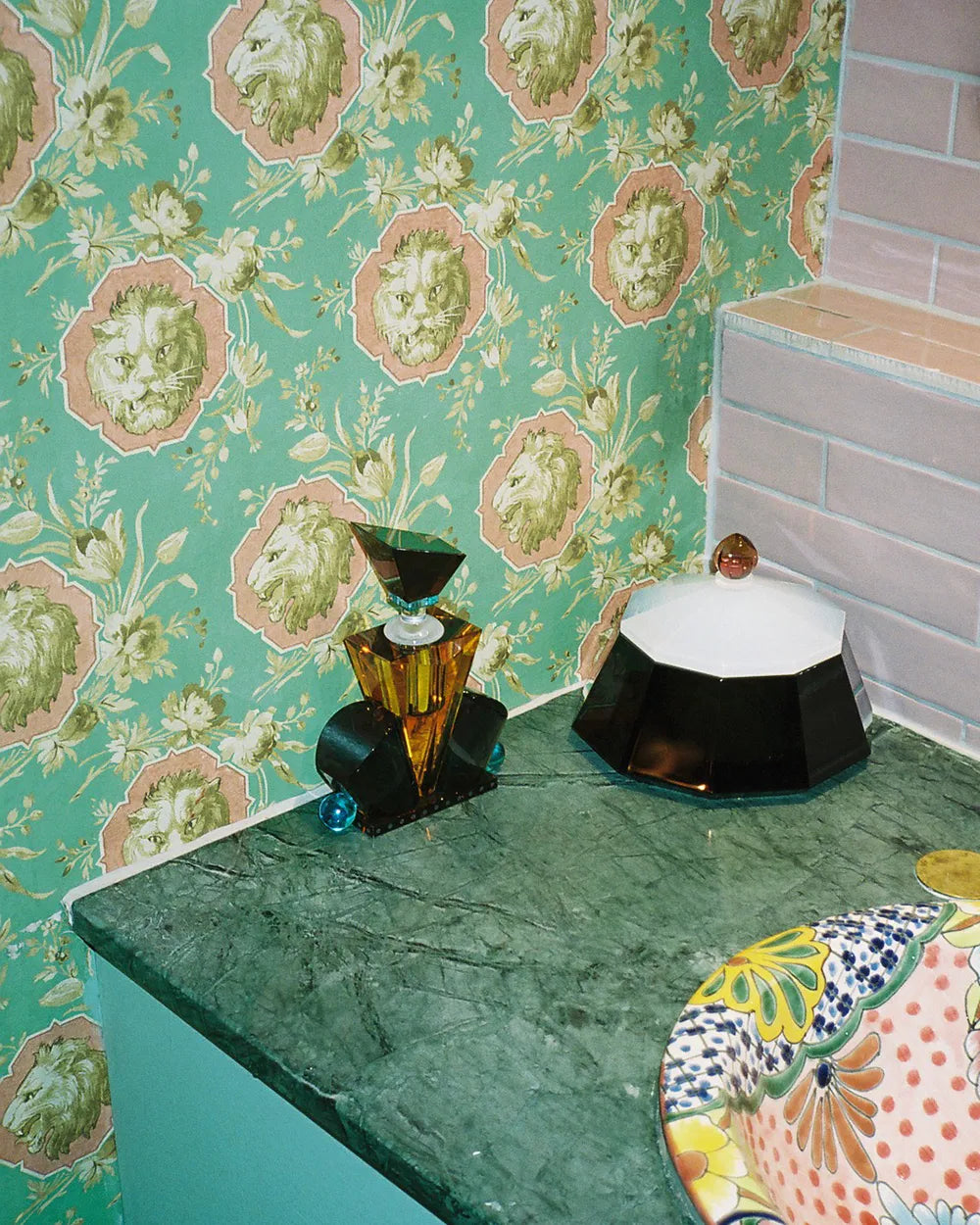 Hamilton Perfume Flacon