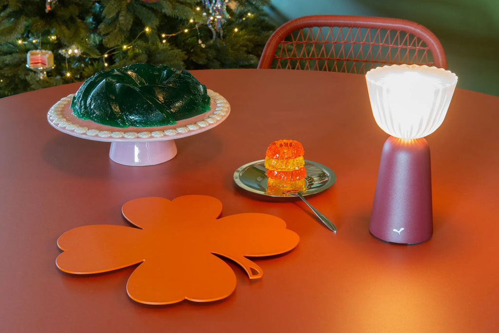 Trefle Trivet