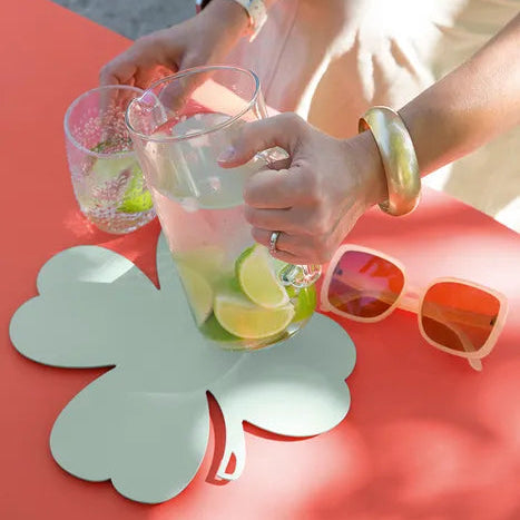 Trefle Trivet