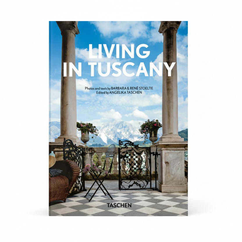 Living in Tuscany. 45th Ed.