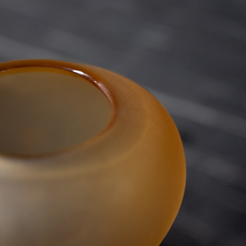 Vase Rune Yellow